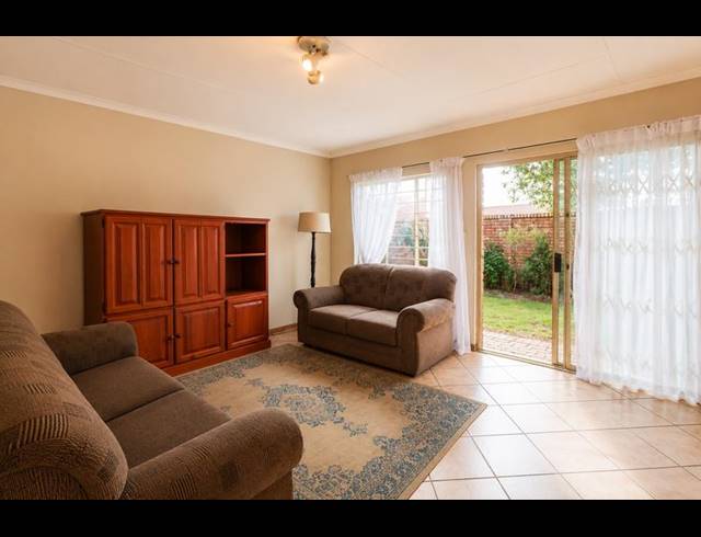 2 BEDROOM TOWNHOUSE FOR SALE IN ELARDUSPARK